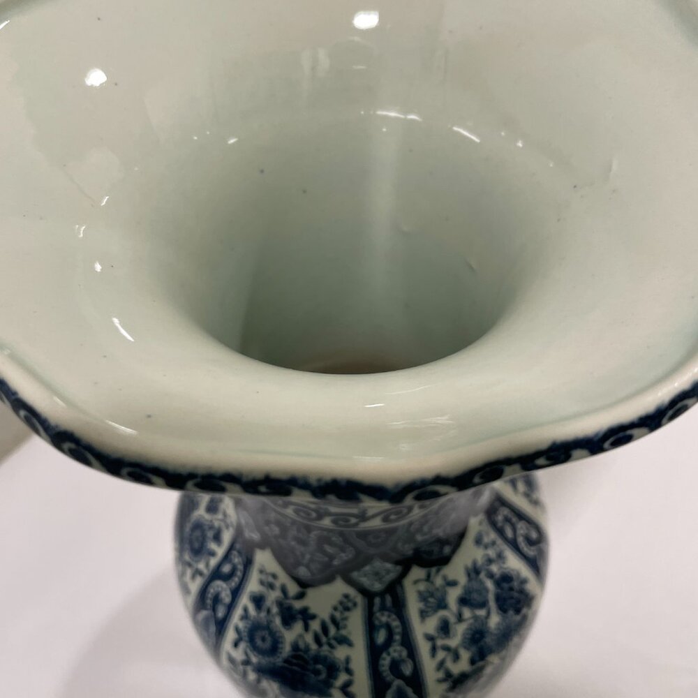 BOCH for ROYAL SPHINX DELFTS Genuine Vintage Porcelain Vase, Floral Blue & White - Picture 8 of 9